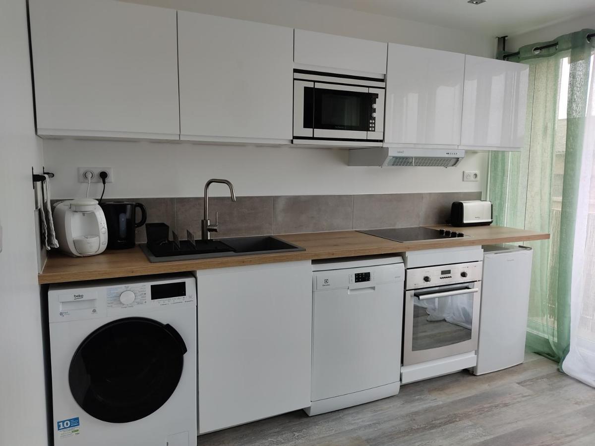 Appartement Climatise Avec Balcon,Wifi, Proche Remparts Avignon Eksteriør billede
