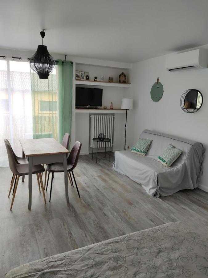 Appartement Climatise Avec Balcon,Wifi, Proche Remparts Avignon Eksteriør billede
